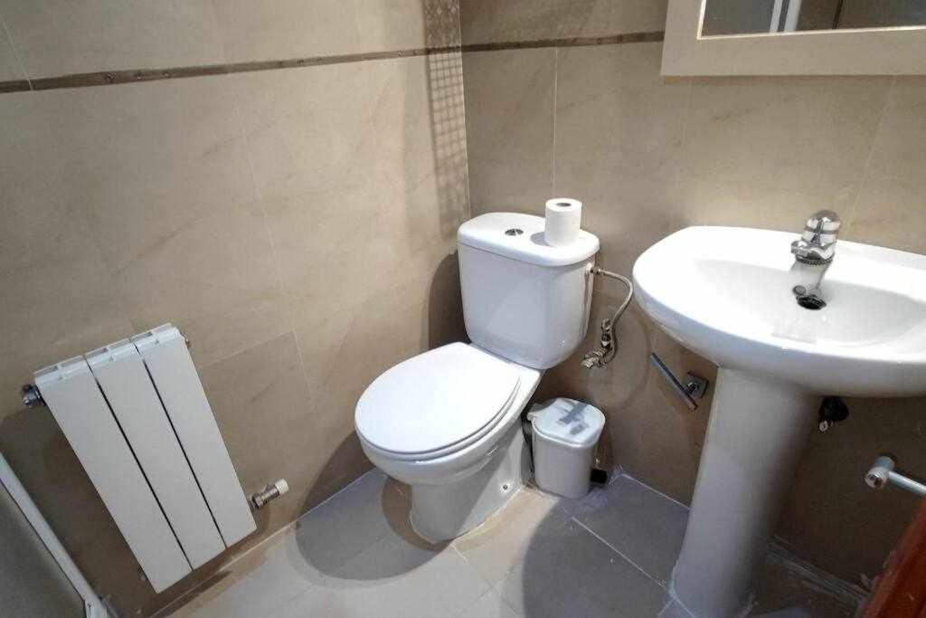 Appartamento Luxe Haven In Granada Esterno foto